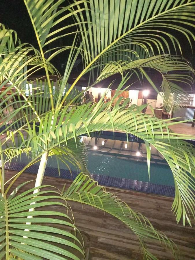 Oasis Palms Hotel Nadi Eksteriør billede